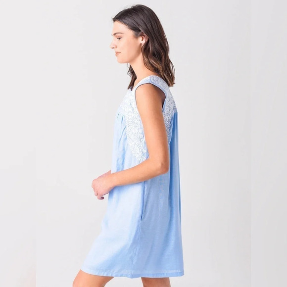 J. MARIE Women's Madison Dress Size Small Pink and Blue - Picture 3 of 9